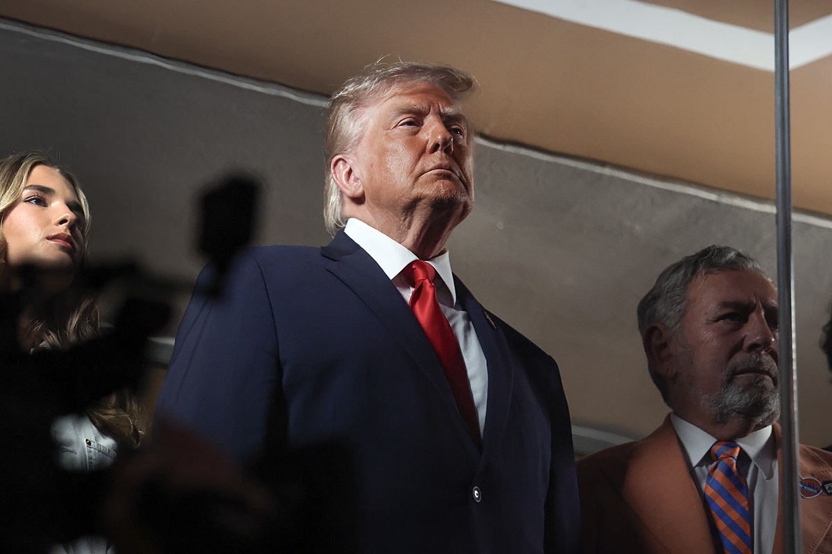 Trump asegura que pacto con Irán se firmará "mañana", pero lo desmienten