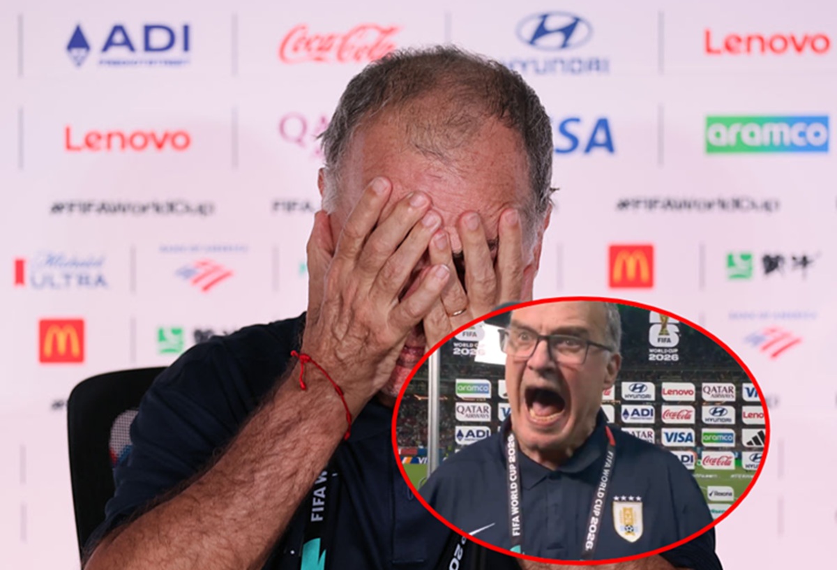 De fondo, Marcelo Bielsa, director técnico de Uruguay, reacciona durante una conferencia de prensa tras la eliminación de Uruguay del Grupo H de la Copa Mundial de la FIFA 2026 ante España en el Estadio Guadalajara, el 26 de junio de 2026 en Zapopan, México; resaltado, el DT reaccionando en entrevista.