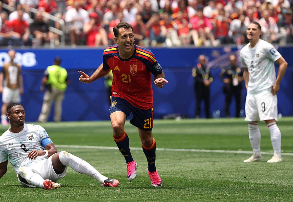 Mikel Oyarzabal, el número 21 de España, celebra al anotar el primer gol de su equipo durante el partido de dieciseisavos de final de la Copa Mundial de la FIFA 2026 entre España y Austria en el Los Angeles Stadium, el 2 de julio de 2026 en Inglewood, California