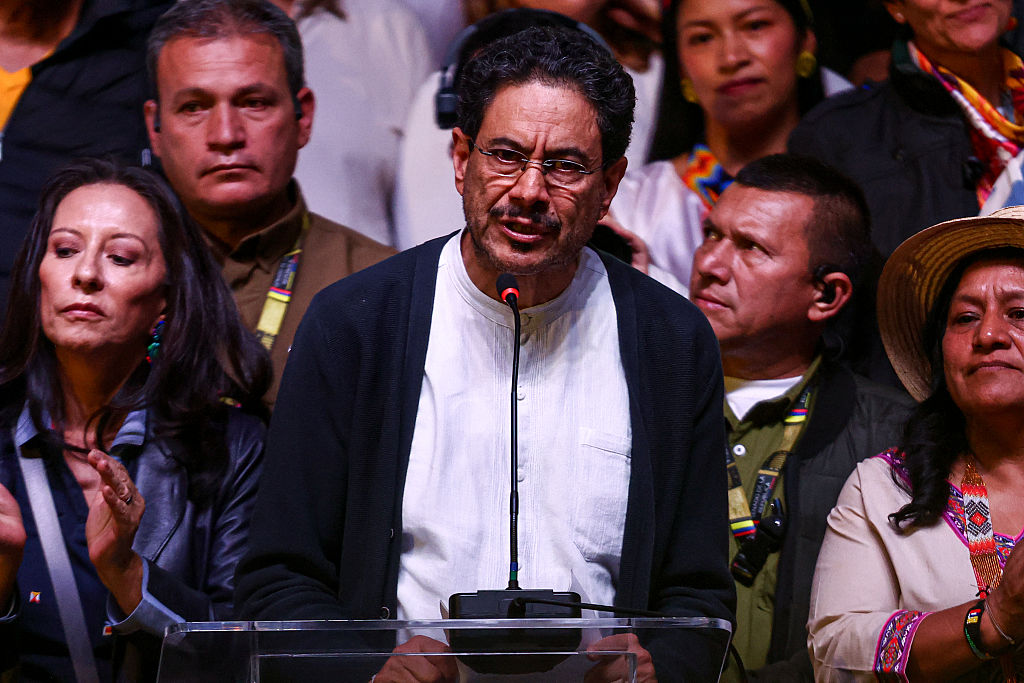 "No obedeceremos decisiones": Iván Cepeda endurece su discurso contra Abelardo de la Espriella