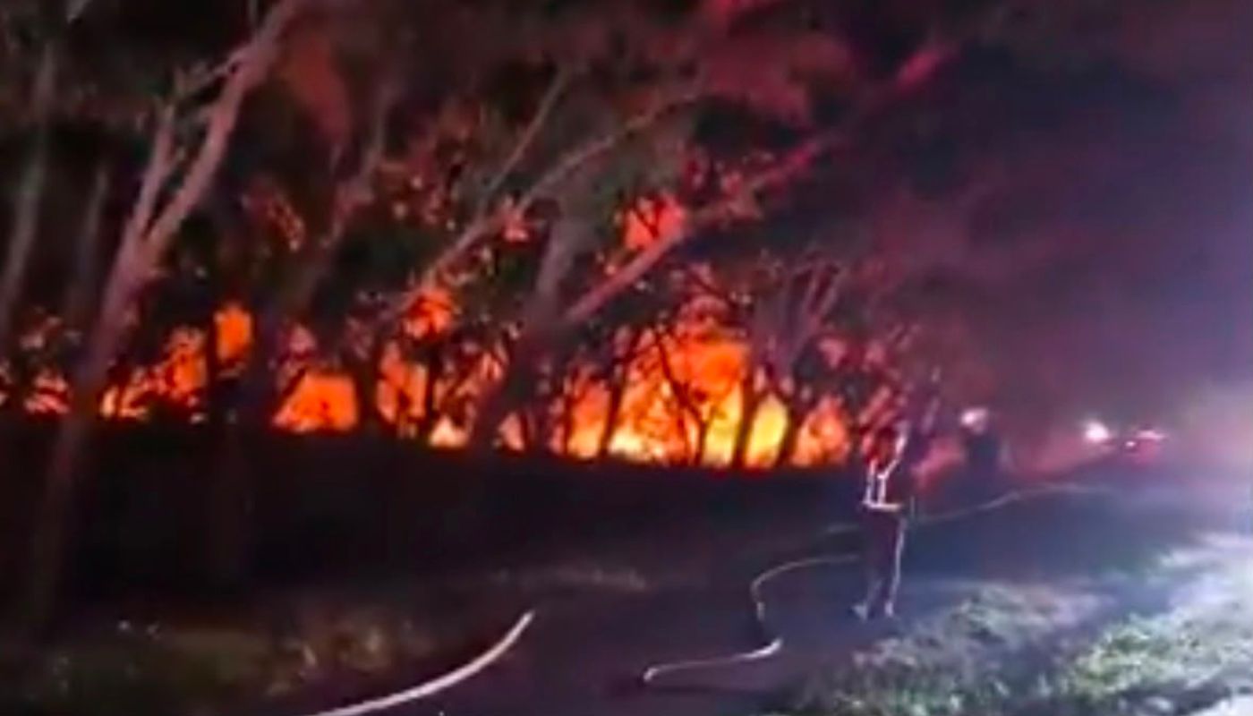 Cierran la variante de Ibagué por grave incendio forestal, cerca a aeropuerto