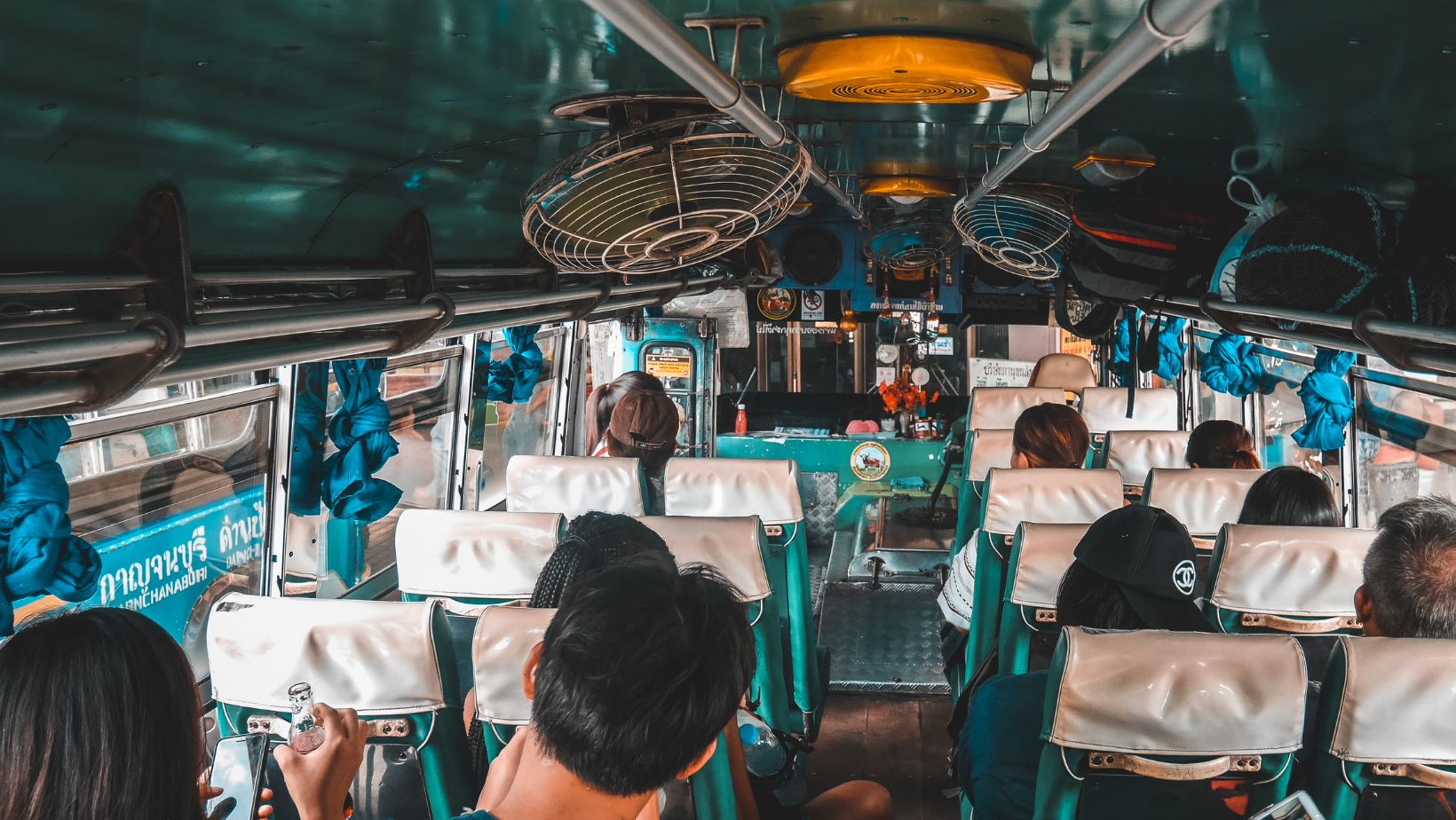 20 alumnos y un adulto murieron luego de accidente de bus: esto se sabe