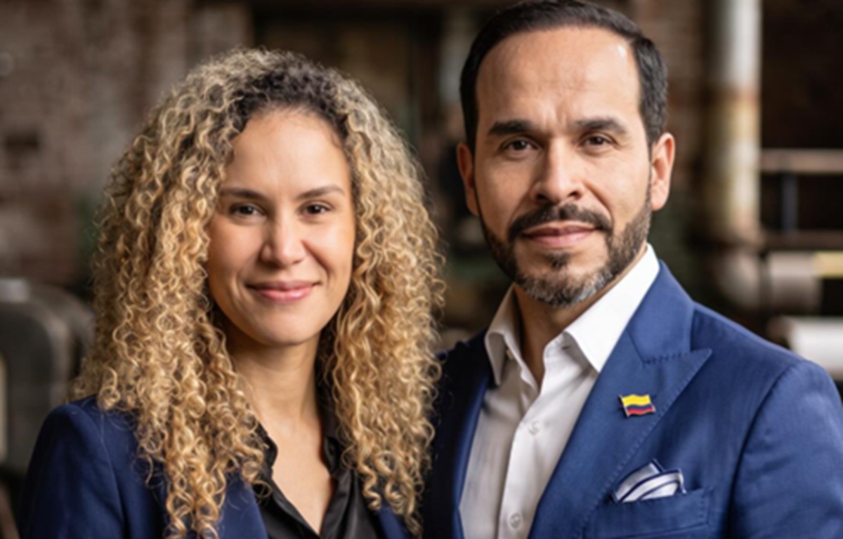 Natalia López Fuentes, ministra del Trabajo designada y Abelardo De La Espriella