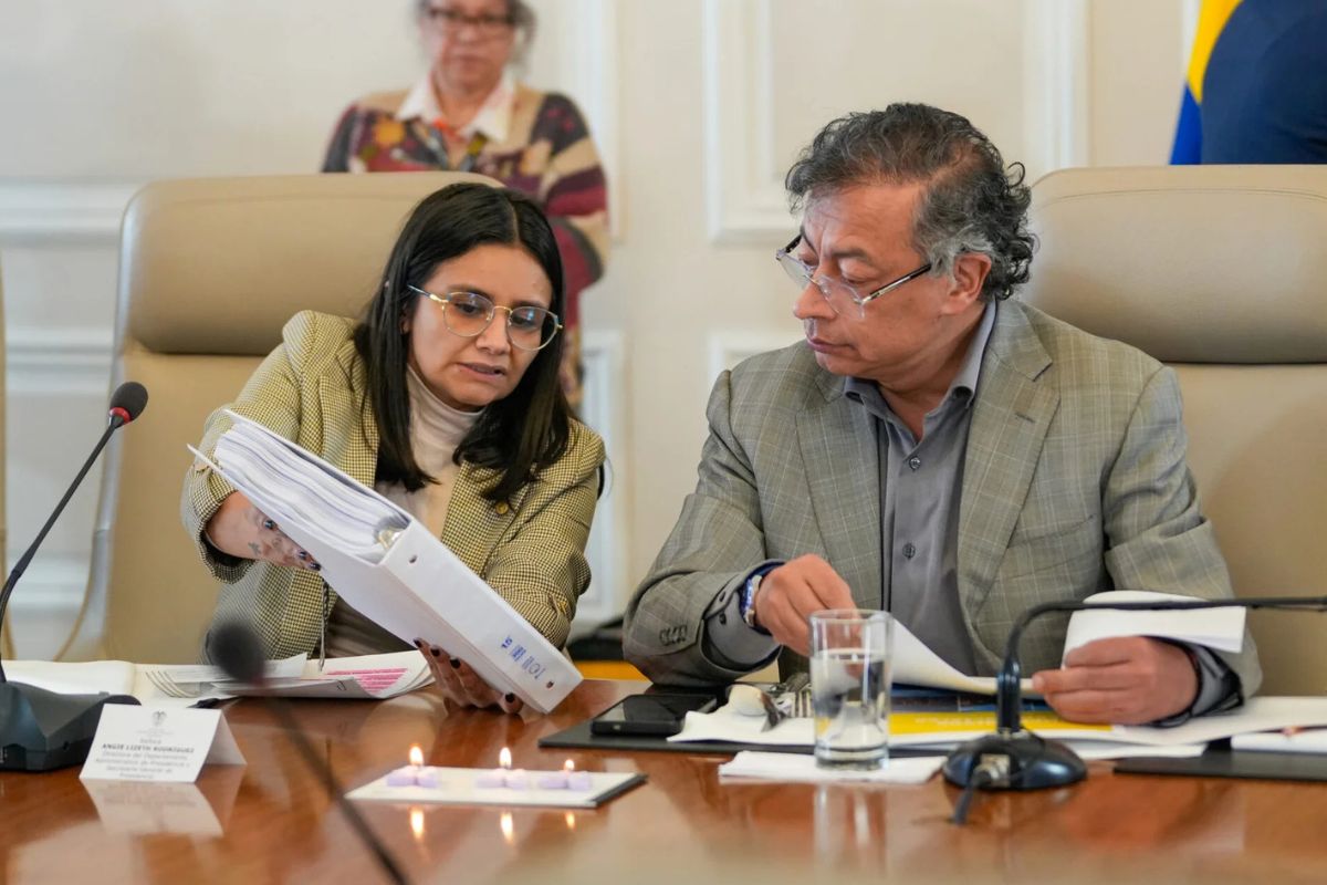 Angie Rodríguez reveló en La FM que denunció un presunto intento de envenenamiento en su contra con pastillas que simulaban ser vitaminas. 