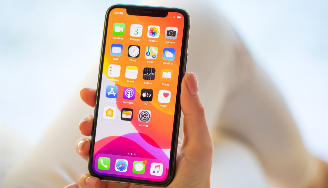 Apple cobrará por uso intensivo de IA en iPhone vía iCloud+: qué dijo Tim Cook