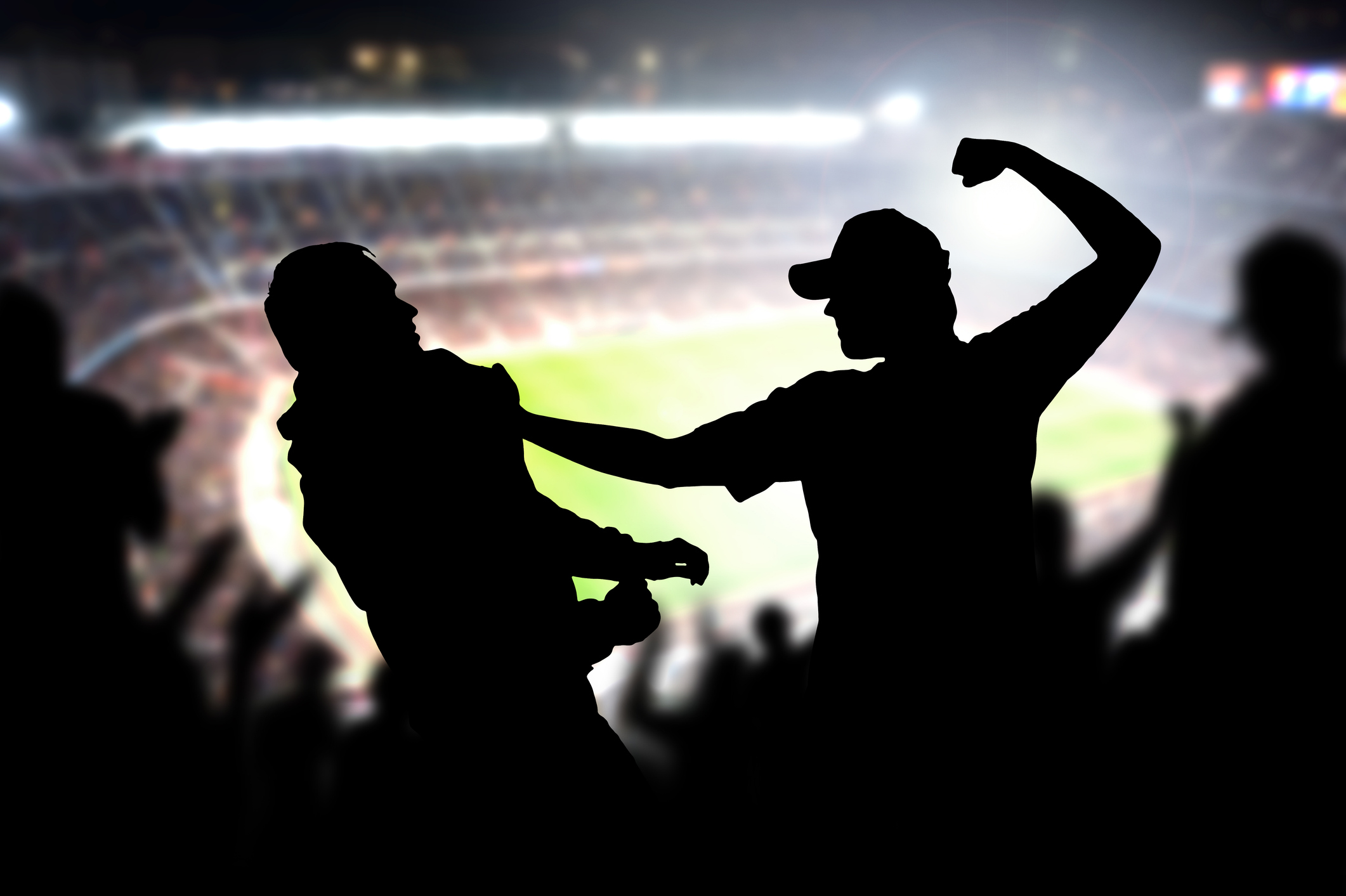Video pelea hinchas Bucaramanga Cucuta: golpearon a aficionado