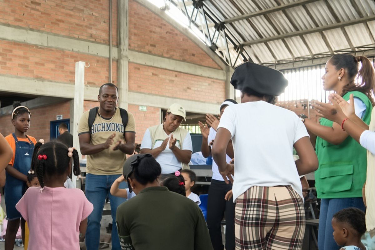 A niña de 3 años le celebran el cumpleaños en Quibdó, luego del terremoto en Colombia