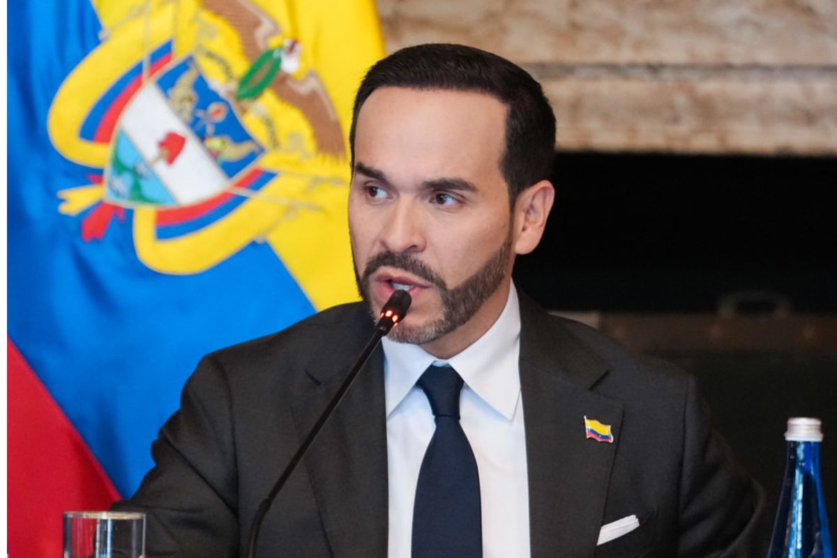 Conozca los detalles de la instrucción del presidente Abelardo De la Espriella al Ministerio de Transporte para revisar las fotomultas y evitar abusos.