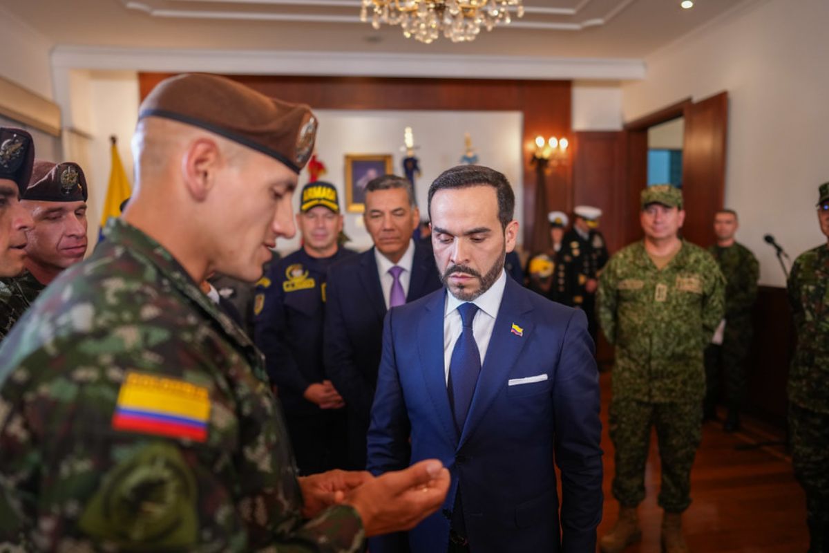 Conozca detalles de los informes de agencias internacionales revelados por Noticias RCN sobre presuntas amenazas y planes de desestabilización en Colombia.
