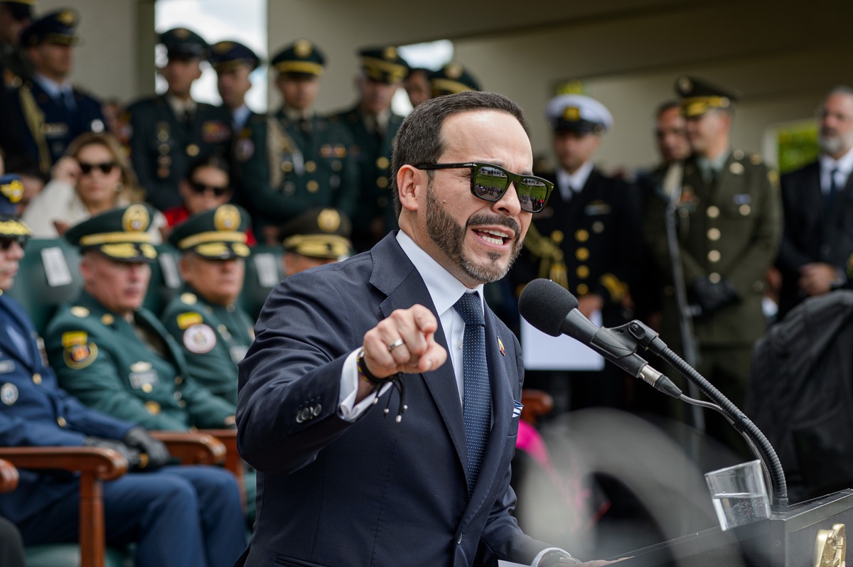 De la Espriella anuncia $ 26.700 millones para afectados por terremoto