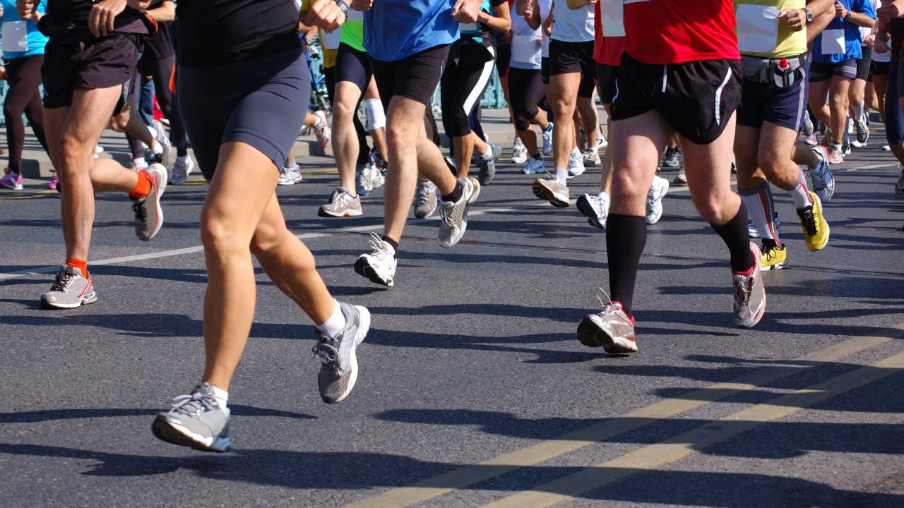 Maratón Medellín 2026: dos corredores terminaron hospitalizados, según 'Fico'