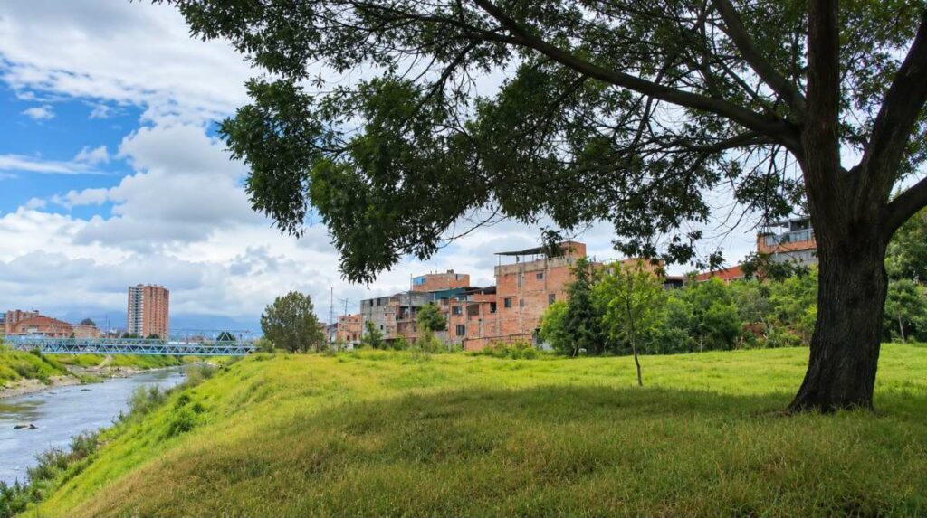 Ronda del río Fucha en Bogotá antes de la intervención / Secretaría de Seguridad de Bogotá