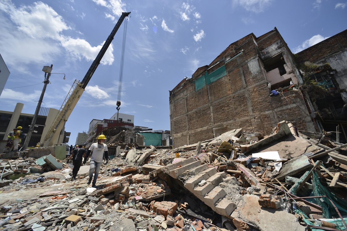 Un mes después de terremoto: Colombia, con reconstrucción de $ 40 billones