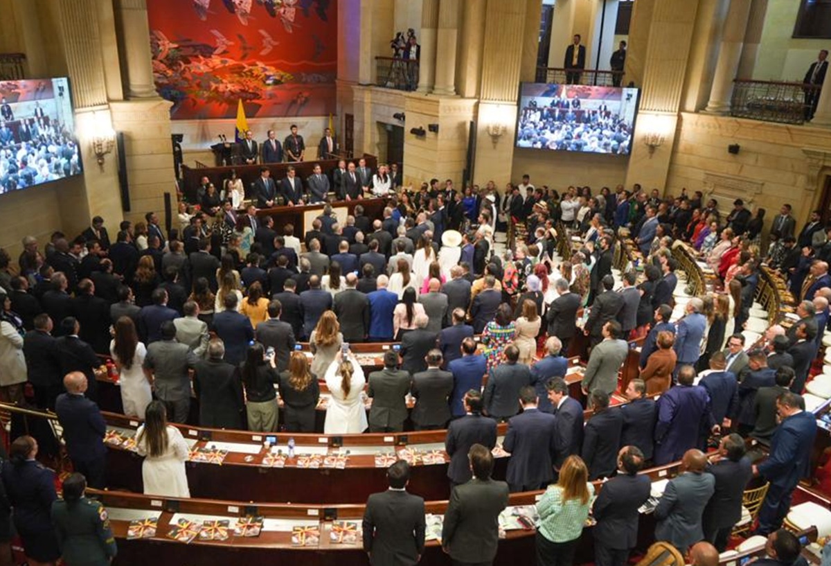 Proyecto en Congreso para prohibir tratamientos de afirmación de género