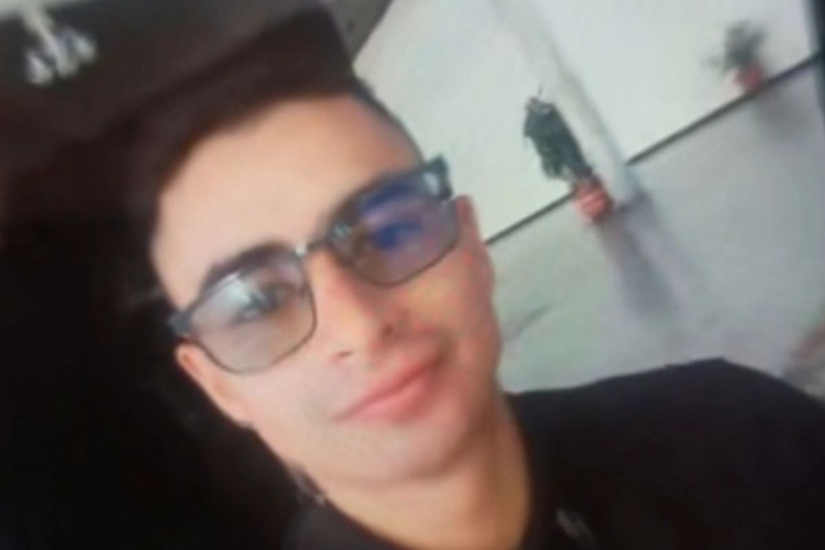 Una pareja fue enviada a prisión por el asesinato del vigilante Cristian Garzón en la estación Terreros de TransMilenio en Soacha. Conoce los detalles.