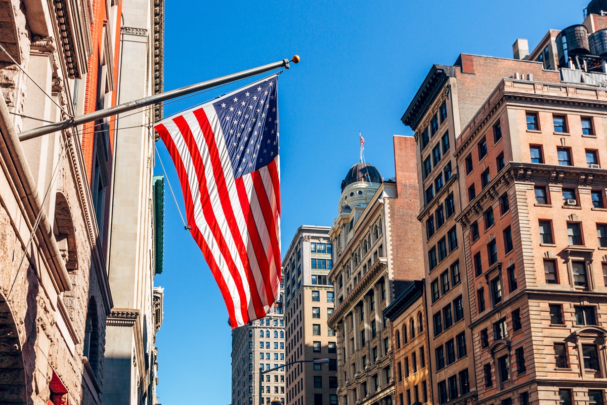 Estados Unidos endurece requisito para documento clave y revisará ayudas
