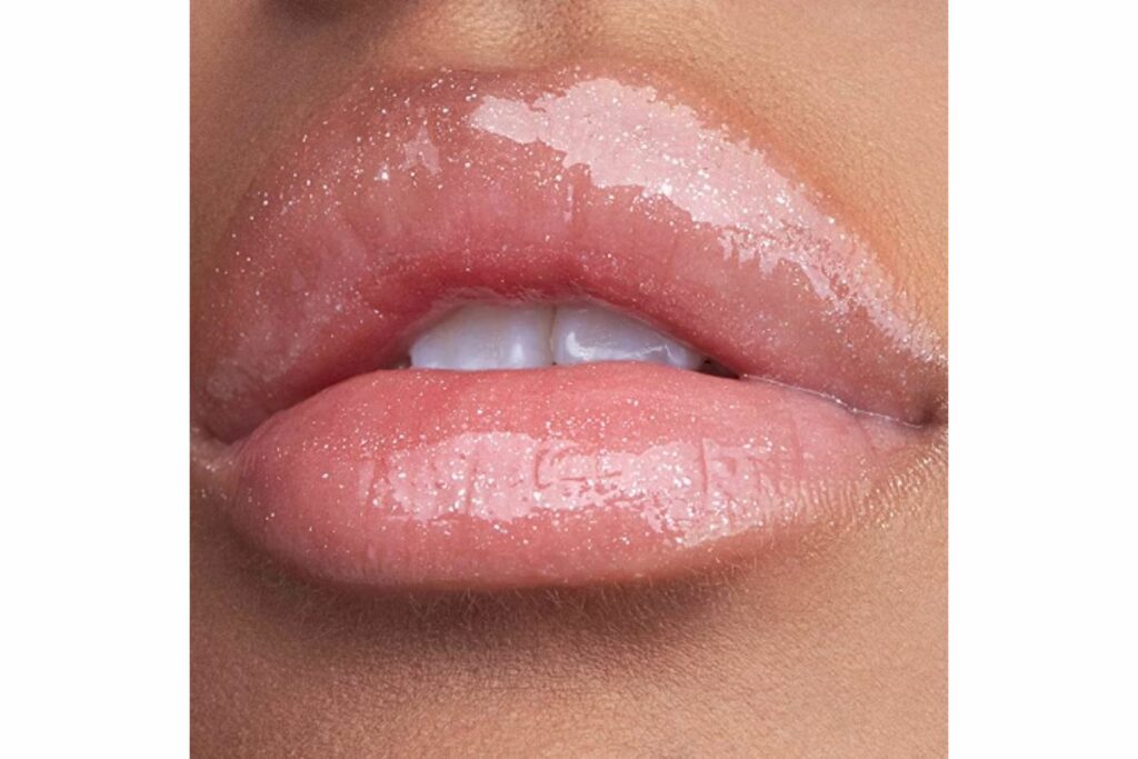 stila Esmalte de labios voluminoso / Amazon
