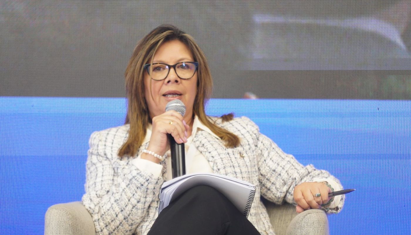 Denuncian a Luz Adriana Camargo por decisión que tomó sobre chats en caso  UNGRD