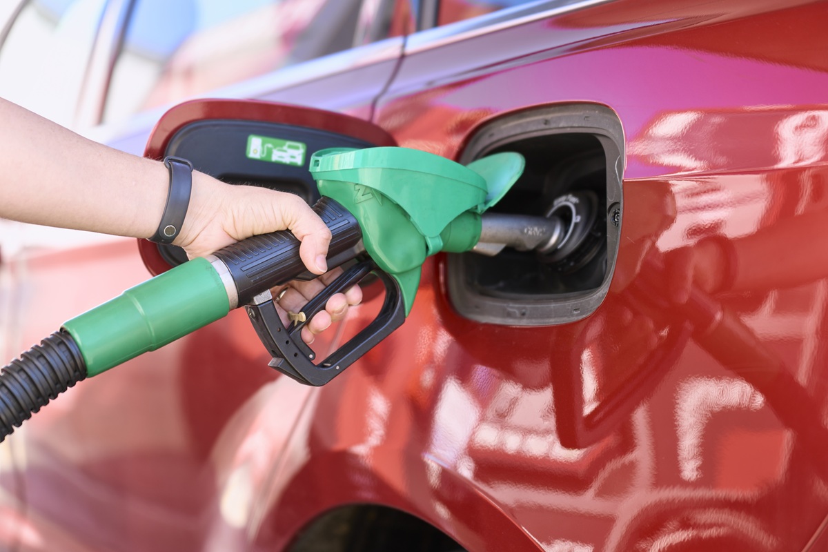 Estas son las ciudades con los precios más caros y más baratos de gasolina