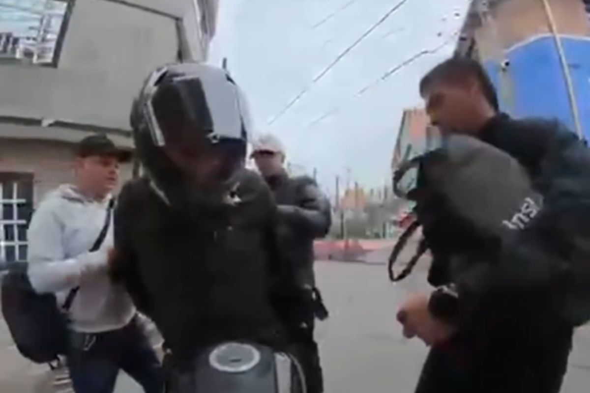 Motociclista que grabó cómo robo en el sur de Bogotá alertó de la modalidad