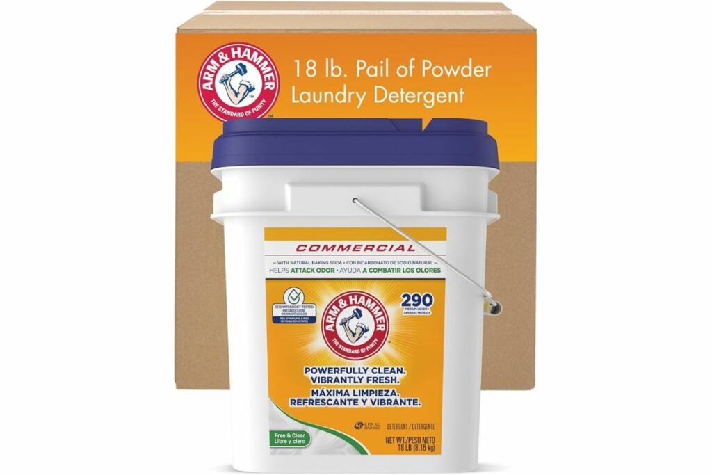 Arm & Hammer detergente en polvo para lavandería, jabón profesional para lavar ropa, 290 cargas, sin fragancia y sin color, envase a granel de 18 libras / Amazon