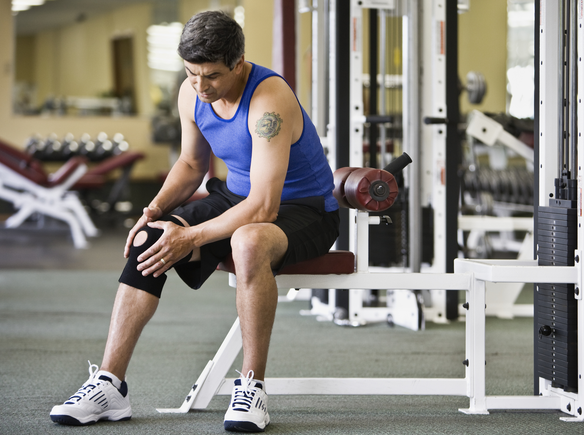 Rodillera deportiva con soporte lateral: precio y características en Colombia