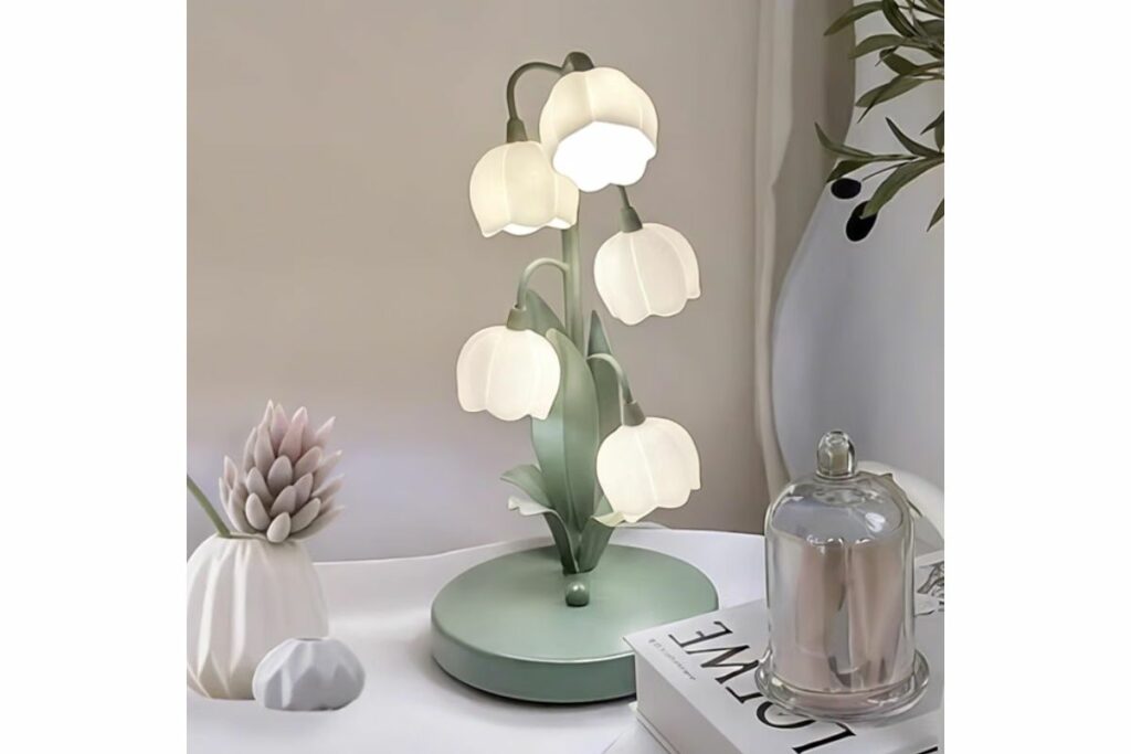 Lámpara de flores verdes para el hogar, 5 lámparas de mesa vintage de lirio / Amazon
