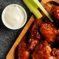 Buffalo Wings, cadena de restaurantes con 27 establecimientos en Colombia, no logró concretar una negociación para pagar sus deudas por $ 26.500 millones.