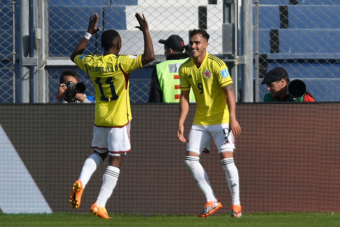 Foto de Tomás Ángel y Alexis Castillo, en nota de que el delantero y Óscar Cortés con Colombia en Mundial Sub-20: qué récord hicieron