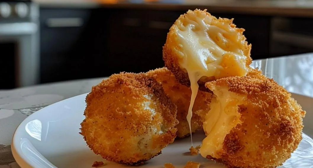 Conozca cómo hacer bolitas de arroz rellenas de queso para que queden deliciosas y crujientes. Siga estos pasos y encuentre todo lo que necesita.