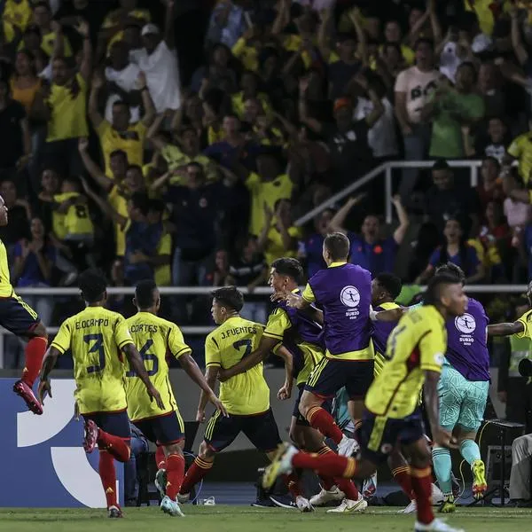 Foto de Selección Colombia Sub-20 ante Argentina en Sudamericano Sub-20