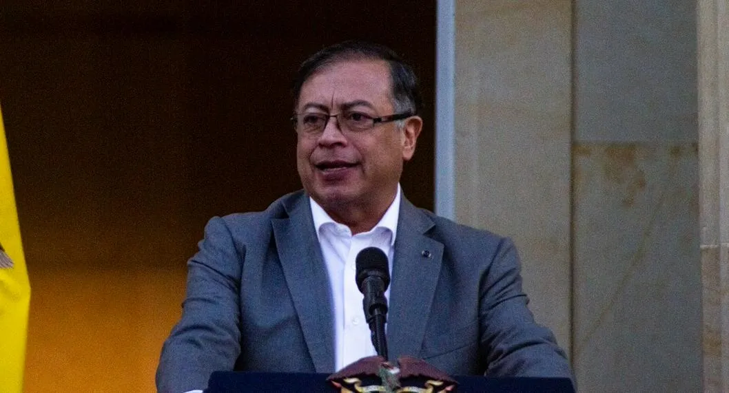 Gustavo Petro plantó a La República y Luis Carlos Vélez se enoja