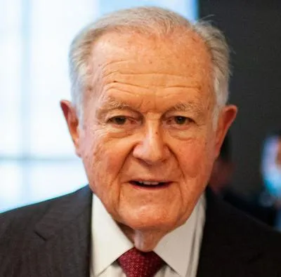 Banco de Bogotá y Banco de Occidente, ambos del Grupo Aval de Luis Carlos Sarmiento Angulo, anunciaron alivios para tarjetas de crédito.