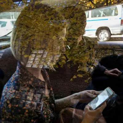 Foto de pasajeros en auto a propósito de nueva 'app' en México que le compite a Uber