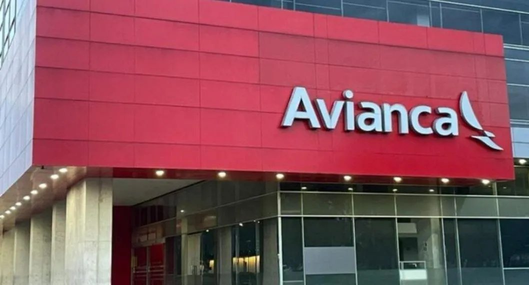 Avianca anuncia plazo para reubicar pasajeros afectados por Viva Air