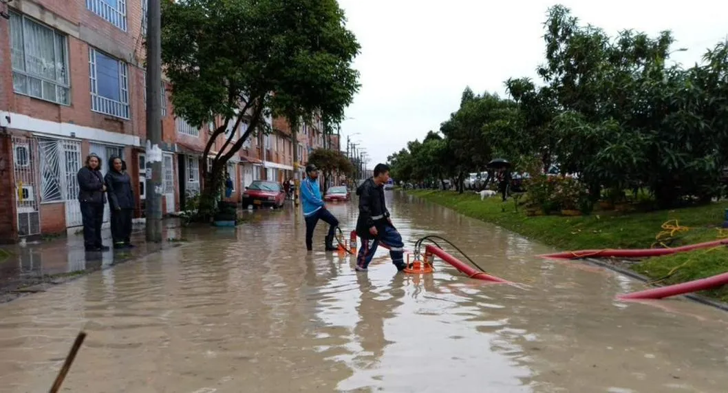 10 localidades en riesgo en Bogotá por lluvias. Hay cientos de familias afectadas por deslizamientos e inundaciones