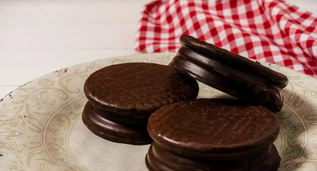 Cómo preparar alfajores de chocolate en casa: receta paso a paso 