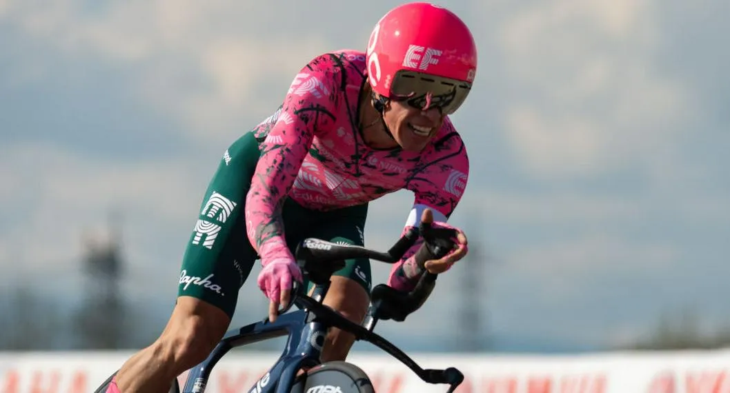 Rigoberto Urán compitiendo a propósito de su regreso a la Vuelta a Cataluña.