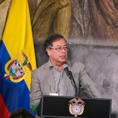 Petro está estudiando meterle mano al acuerdo que se hizo con las Farc. El mandatario pidió mirar los temas que no se introdujeron en el proceso. 