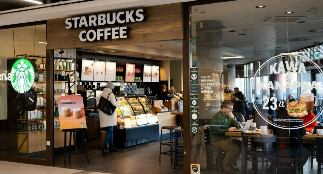 Local de Starbucks, a propósito del cambio de CEO de la compañía.