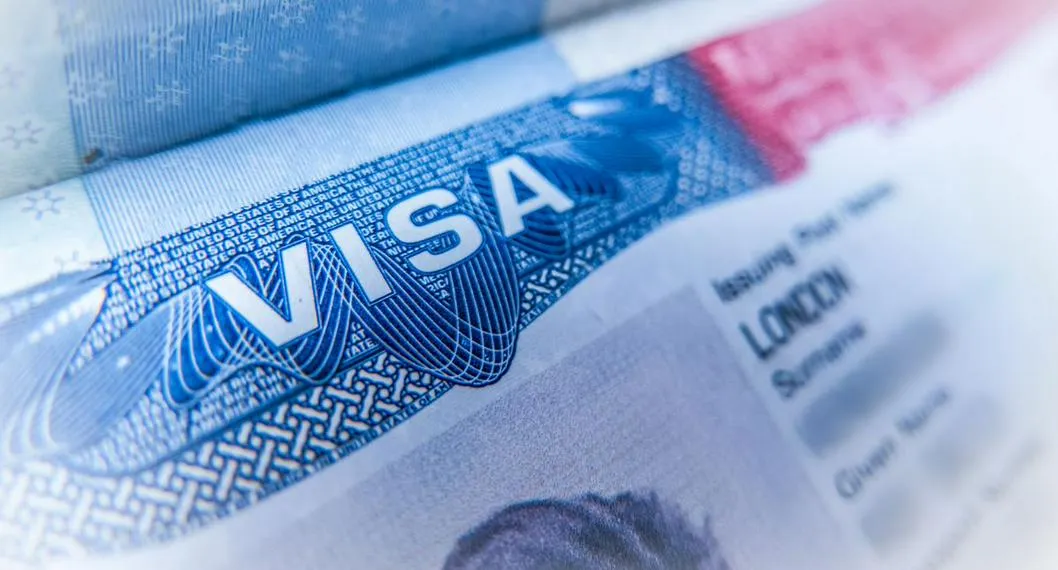 Foto de una visa a propósito de cómo sacar la visa de turista para EE. UU. y cuánto vale