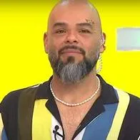 Foto de Carlos Vargas, en nota del presentador en 'La red': qué cantante de música popular es su "amor platónico"