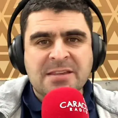 Juan Felipe Cadavid, que ocupará el lugar de Steven Arce en 6AM, de Caracol Radio.