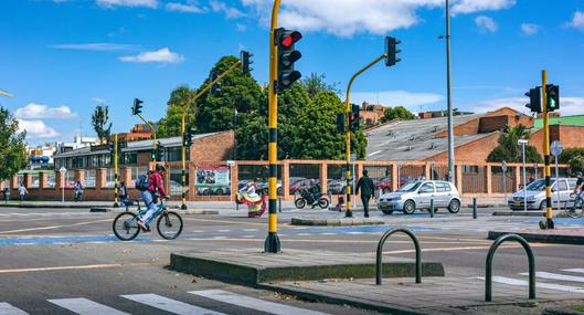 Cruce vial a propósito de cuáles son las intersecciones más peligrosas de Bogotá, Cali y Medellín.