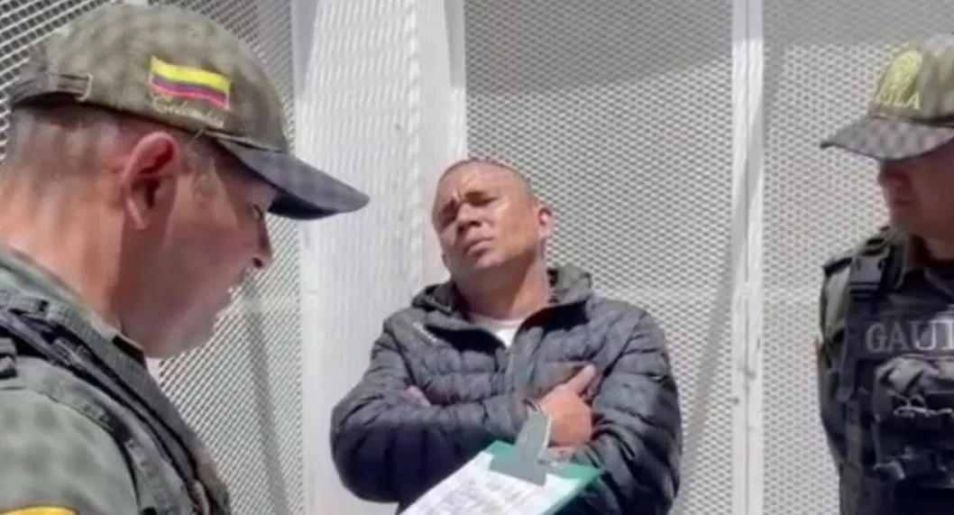 Inpec trasladó al 'Negro Óber' de la cárcel, después de aparecer en un video lanzando amenazas contra comerciantes por la captura de su mujer. 