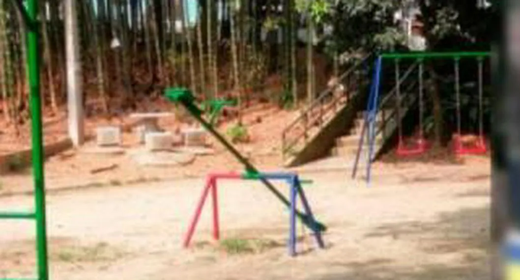 Niño falleció en Medellín por accidente en columpio; parque estaba dañado