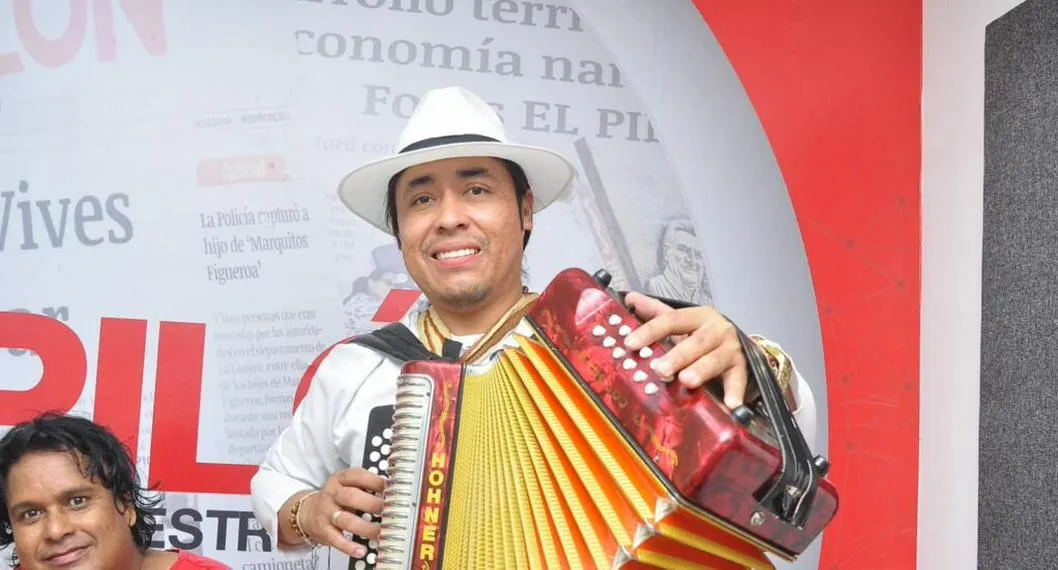 Arismaldi Loperena, acordeonero proveniente de la etnia wiwa, por participación en Festival Vallenato