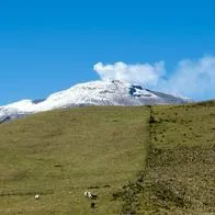 Foto del Nevado del Ruiz para ilustrar artículo sobre recomendaciones en caso de una erupción de un volcán. 