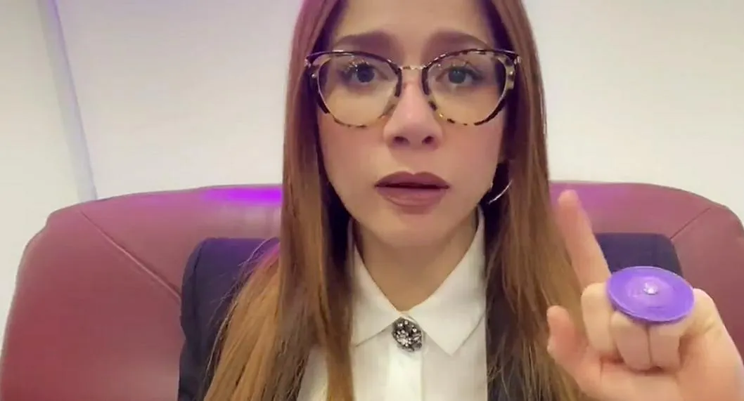 Catherine Juvinao, que ataca a Gustavo Petro por crisis aérea de Ultra Air y Viva