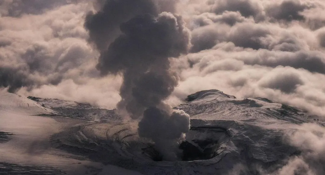  Volcán Nevado del Ruiz. En relación con los estudiantes afectados.